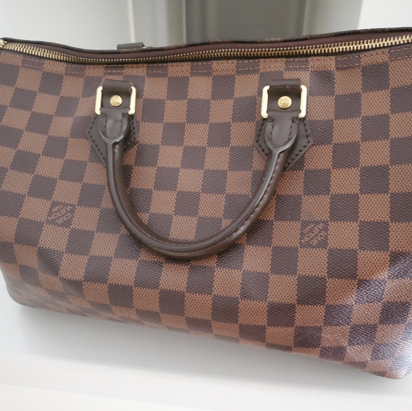 AUTHENTIC LOUIS VUITTON BAG - Picture 2 of 13